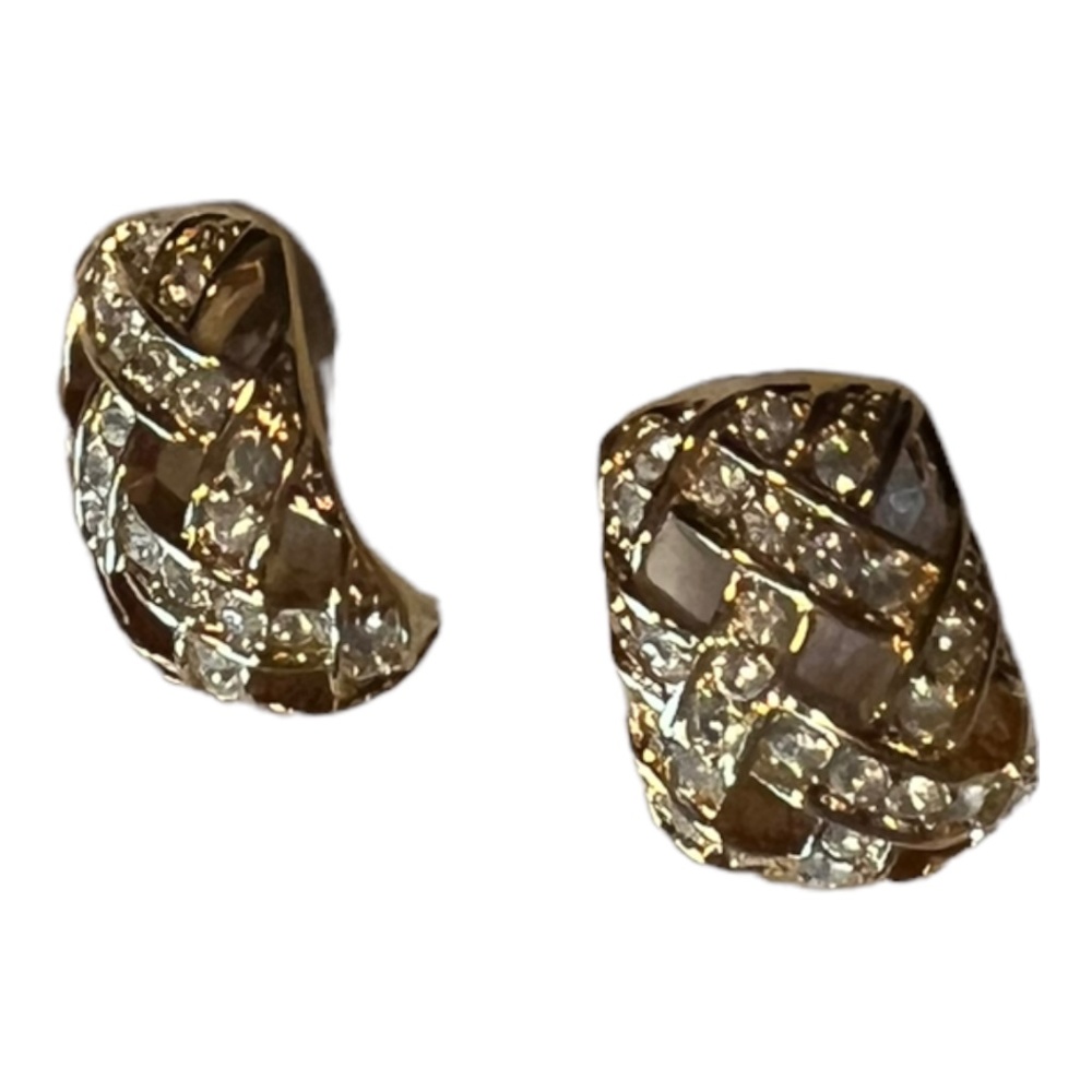 Gold and Rhinestone earrings. Fashion Jewelry.
